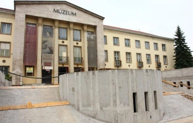 Célegyenesben a Pannon-tenger Múzeum