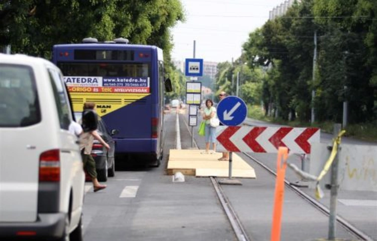 Forgalmi változások a Thököly utcánál és a Kiliánban
