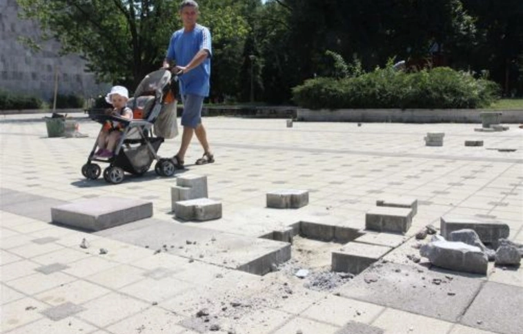 Helyreállt a rend a Sportcsarnok előtt