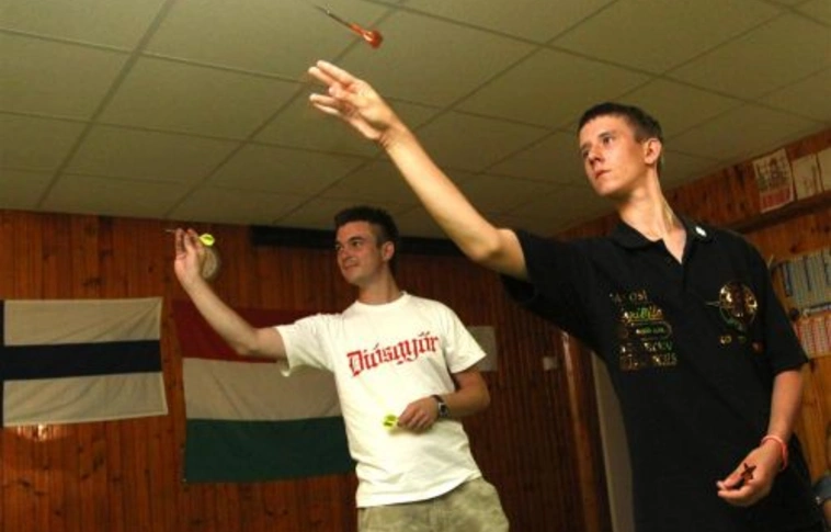 Borsodból a darts vb-re