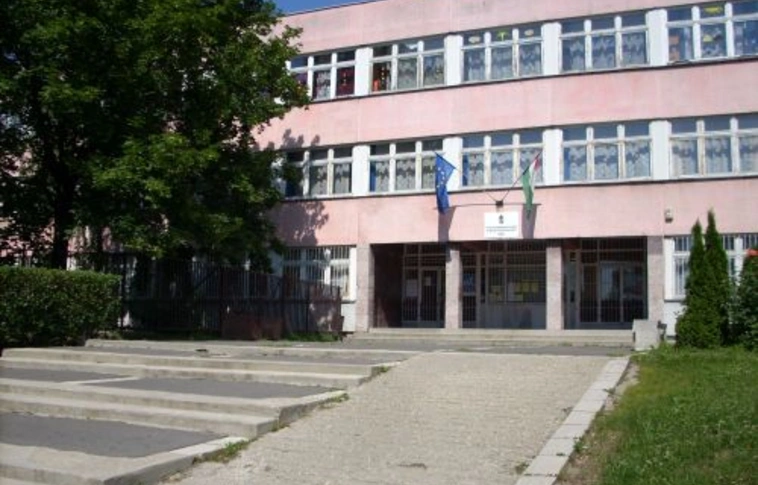Akadálymentesítik a Pattantyúst