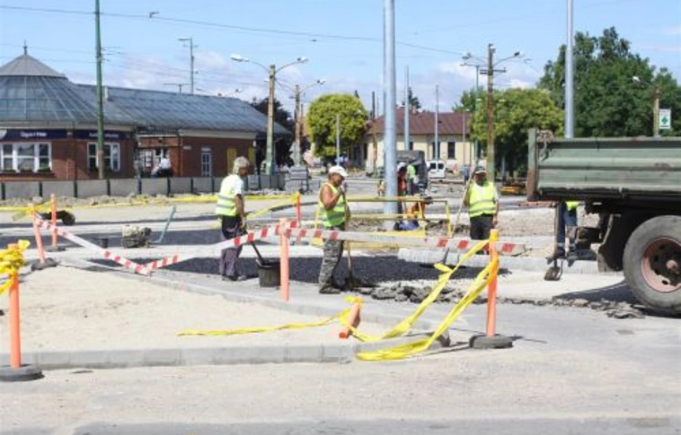 Visszaadták a forgalomnak az Újgyőri körforgalmat