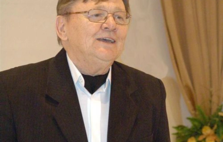 „Nem ítélek, csak mesélek” – Magánutakon Gyarmati Béla újságíró