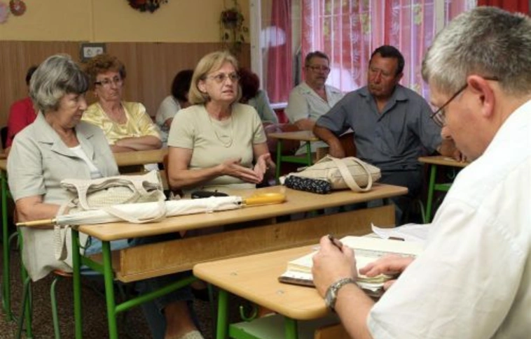 Közkedveltből népszerűtlen