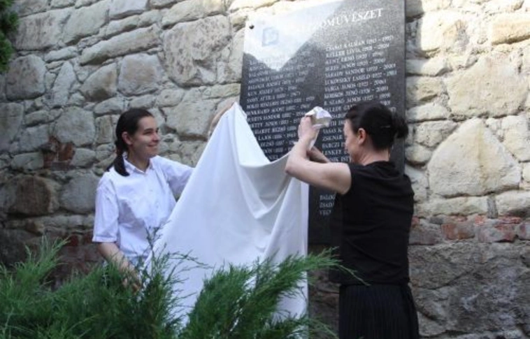 Múzsák Kertje, a művészet, a művészek kertje