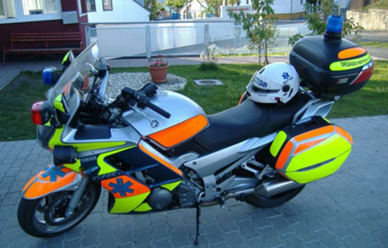Motoros mentő cirkált Miskolcon