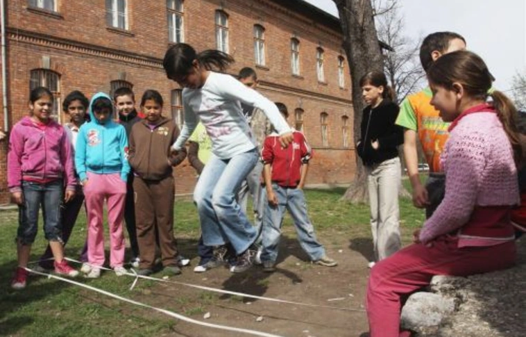 Szociális, felzárkóztatási program a Vasgyárban