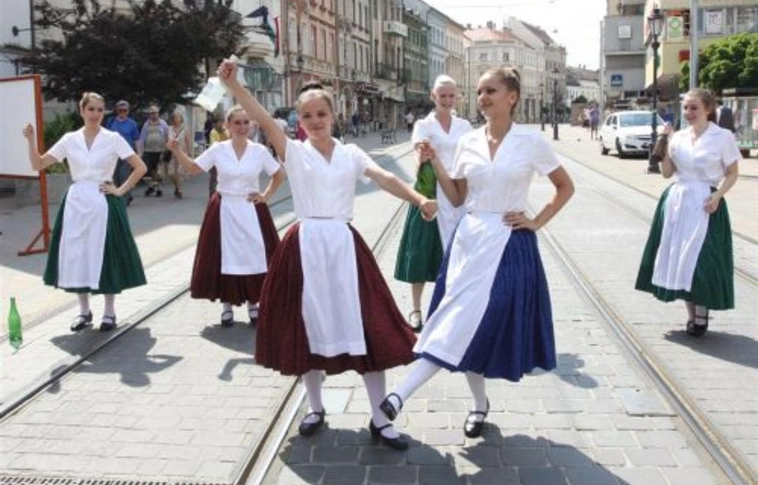 Miskolci Korzó Fesztivál - előtérben az ifjúság