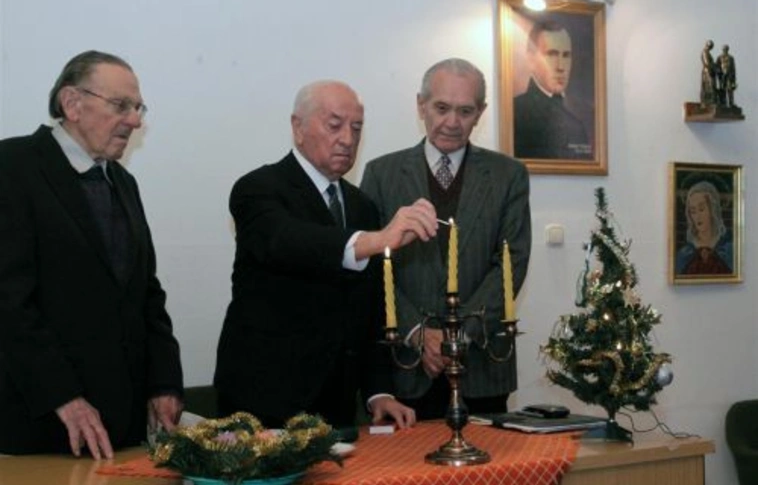 Közgyűlés és emlékezés