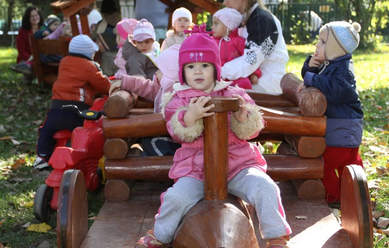 Bölcsőde nyílt Szirmabesenyőben