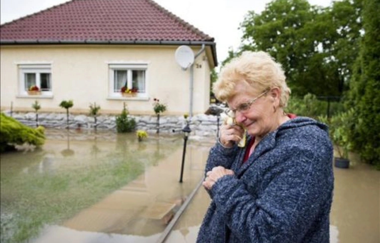 Elmoshatja a víz a borsodi falut