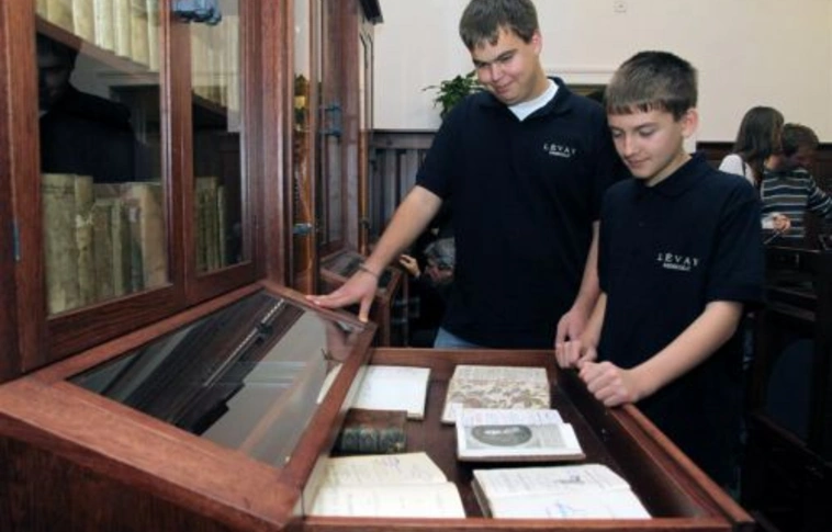Lévay-emlékszobával gazdagodott a gimnázium