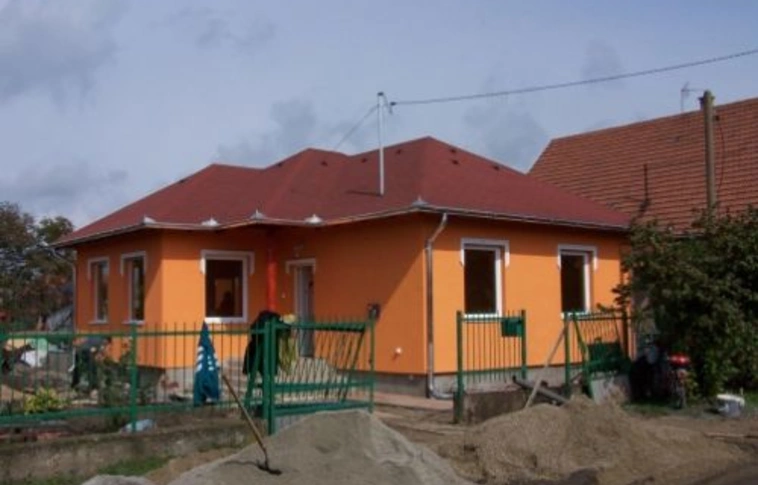 Hamarosan elkészülnek az árvízbiztos házak Felsőzsolcán