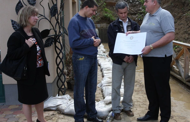 Rotary-adomány a Szimbiózis majorságának