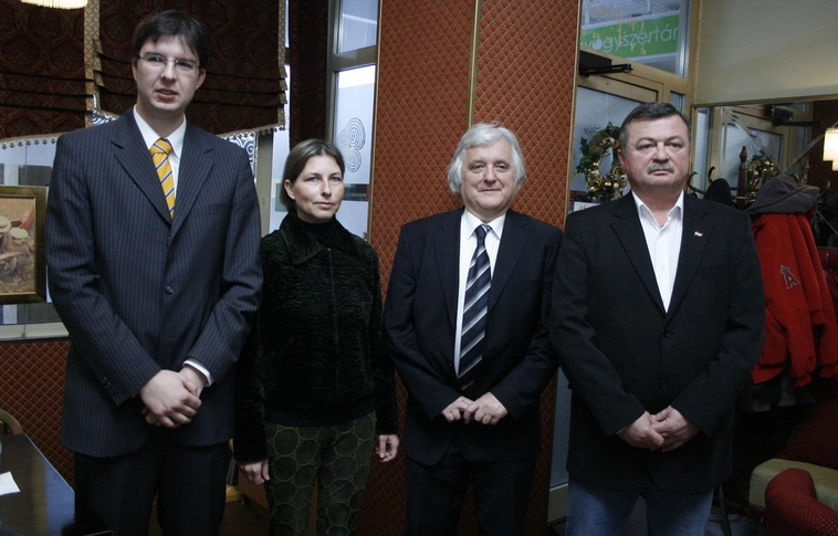 Beszélgetés a négy új képviselővel