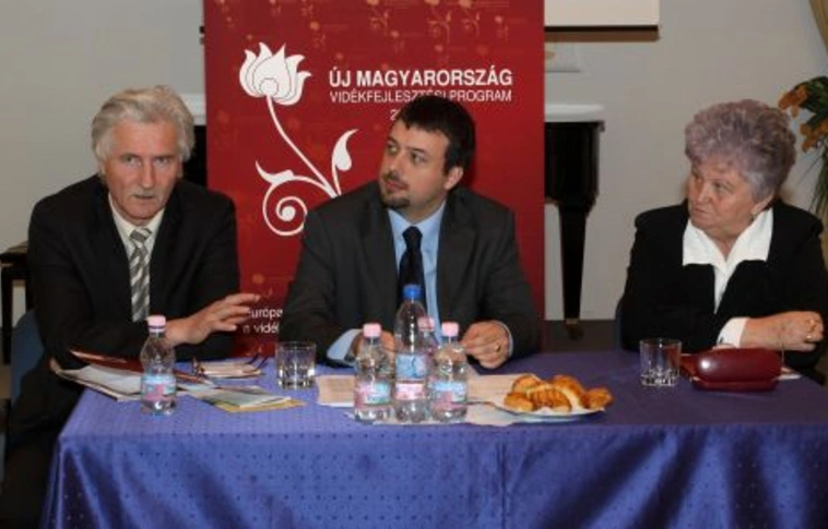Pályázati program a közösségi intézményekért