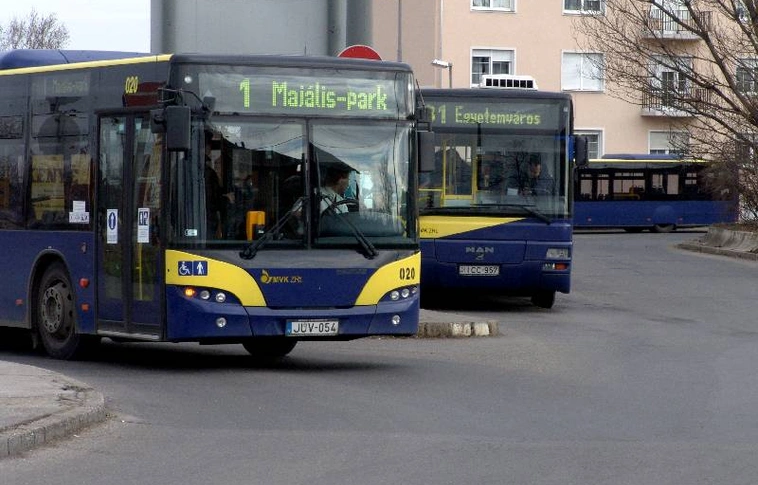 Tovább érvényesek a bérletek
