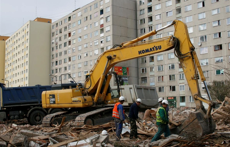 A Kis Szilvamag bontása