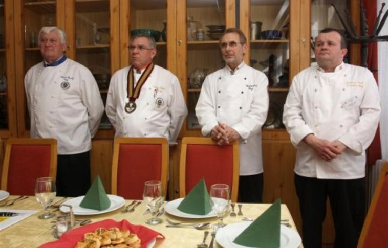 Versenyben a közétkeztetők