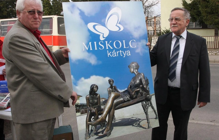 Miskolc Kártyából Szomszéd Kártya