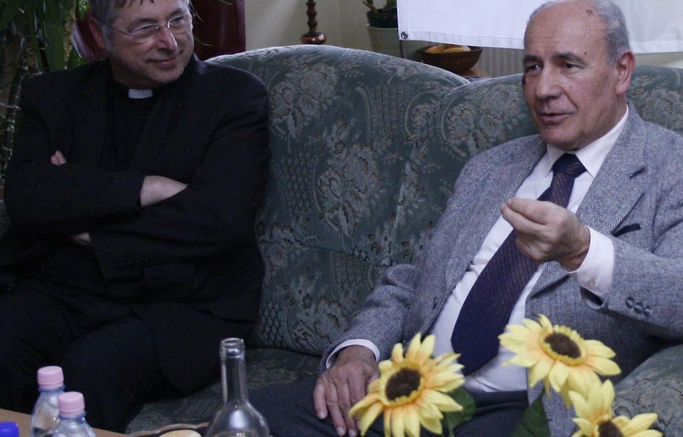 A Gesztenyéskertben járt Dr. Iván László professzor