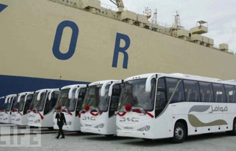 Jönnek a kínai buszok