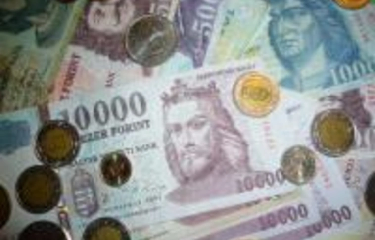 Gyengült a forint
