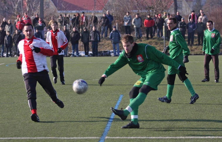 Holnap később kezd a DVTK