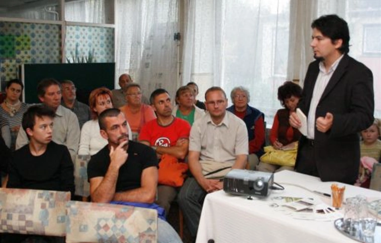 Mégis eladják a Szentpéter kapui sportpályát?