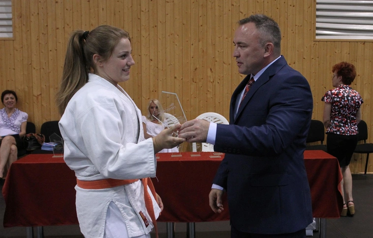 Tizenegy sportág húsz diákja kapott díjat az MVSI évzáróján
