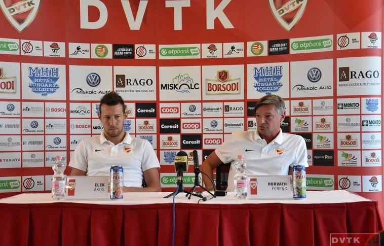„Fontos lenne a jó rajt, hogy a szurkolók újra higgyenek bennünk”