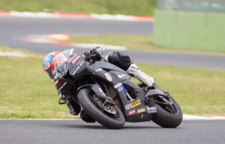 Kölcsönmotorral nyert nemzetközi versenyt a Hungaroringen Gyutai Adrián