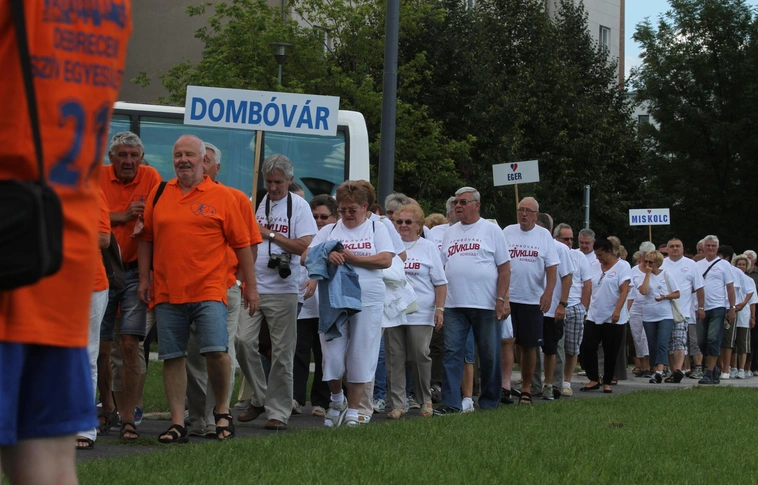 Példát mutatnak a sporttalálkozó résztvevői