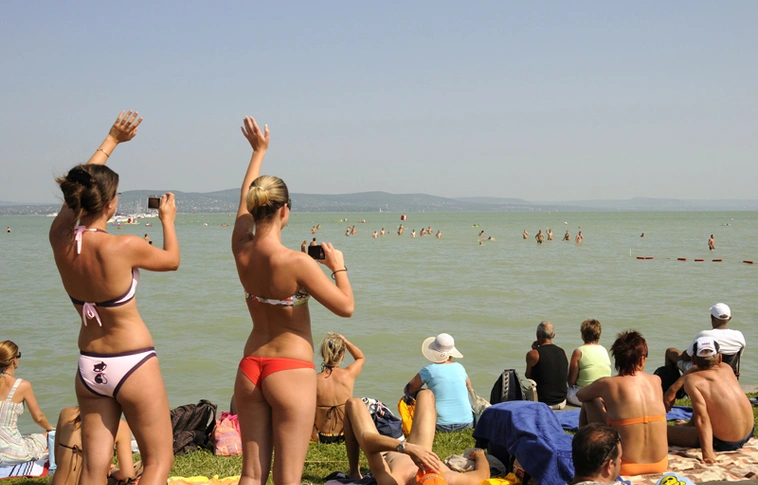 Július elsején rendezik az idei Balaton-átúszást
