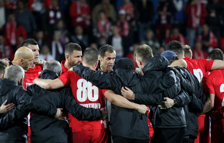 „Kitartás, Dortmund!” – Üzeni a DVTK-család