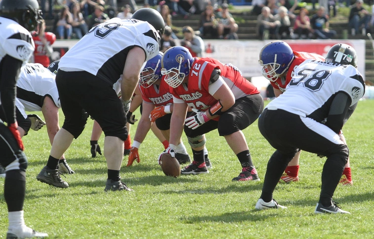 Óriási izgalmak után döntőben a címvédő Miskolc Steelers!