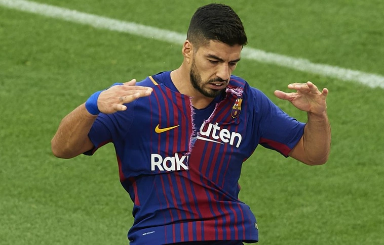 Suárez nem lőtt gólt, dühében széttépte a mezét (Videóval!)