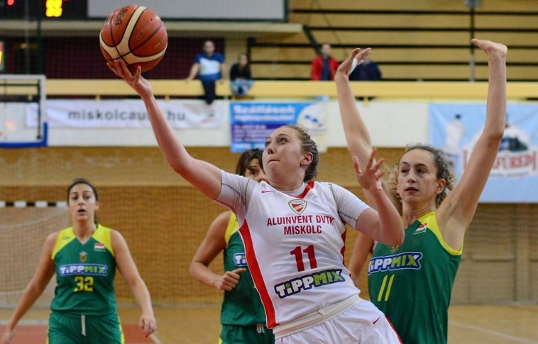 A címvédő Sopron jutott a döntőbe