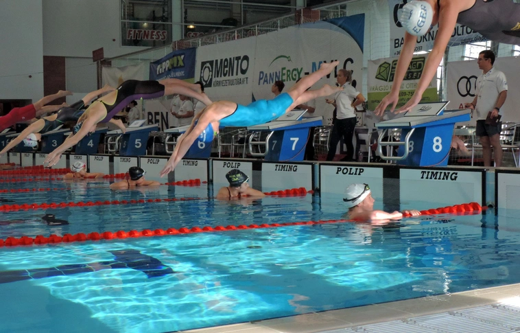 Országos Cápa Bajnokság - 78 klub, 451 úszója Miskolcon!