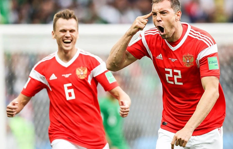 Szó szerint taroltak a nyitómeccsen: történelmi pillanat már a vb első mérkőzésén