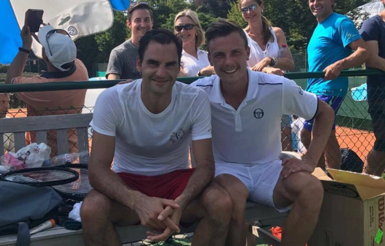 Australian Open – Fucsovics és Federer hétfőn csapnak össze