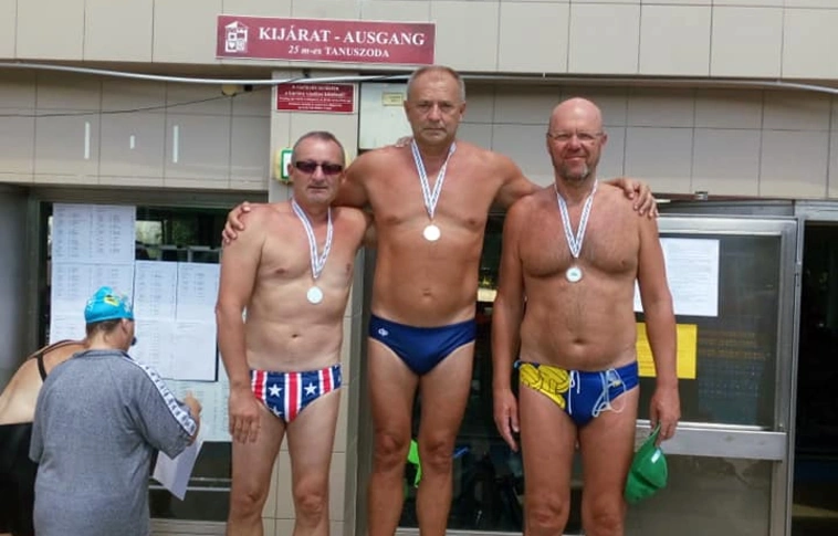 Remekeltek a Vízművek SC szenior úszói