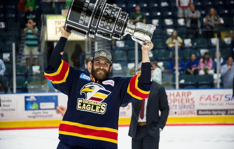 Győztes mentalitást hoz magával: Ryan Harrison a DVTK Jegesmedvék játékosa