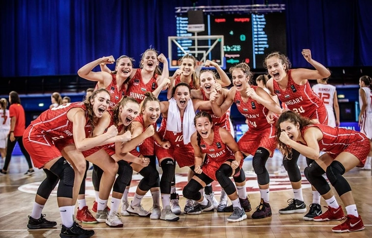 A legjobb nyolc között a magyar válogatott!