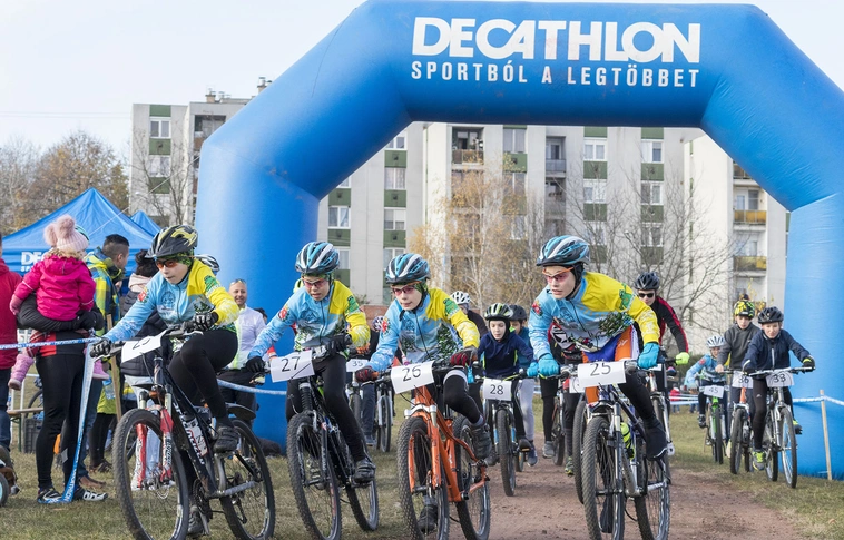 Vasárnap Komlóstetőn cyclocrossoztak