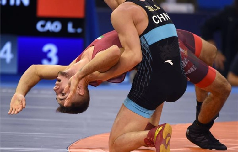 Lőrincz és Krasznai is győzelemmel kezdett