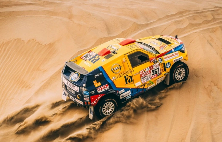 Jól kezdett a magyar páros, al-Attijah nyerte az első szakaszt