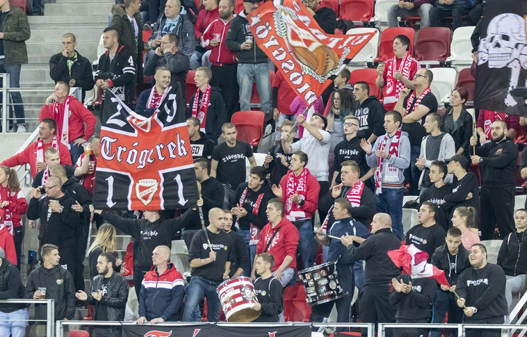 Balhéztak a Vidi meccsen, gyorsított eljárásban ítélték el a renitens futballszurkolókat