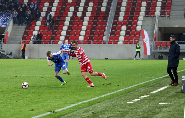 "A veszteséget az fizesse, aki a rossz döntéseket meghozta" Beszélgetés Kiss János alpolgármesterrel a DVTK helyzetéről