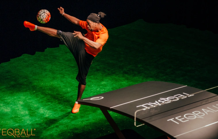 Ronaldinho kihívta a világot, bárki kiállhat ellene (Videóval!)